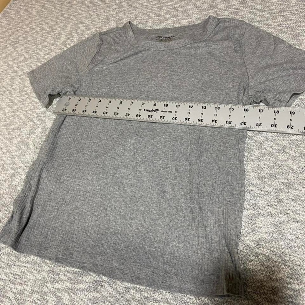 Lucky Brand gray T-shirt top Size women XL . SKU757